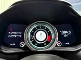 Фото 22 - Aston Martin DB11