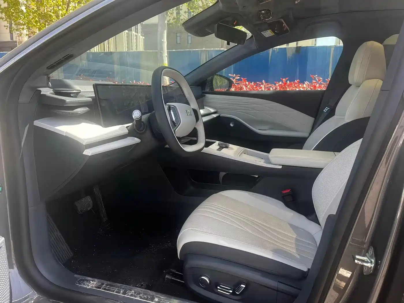 GEELY GALAXY GALAXY E8