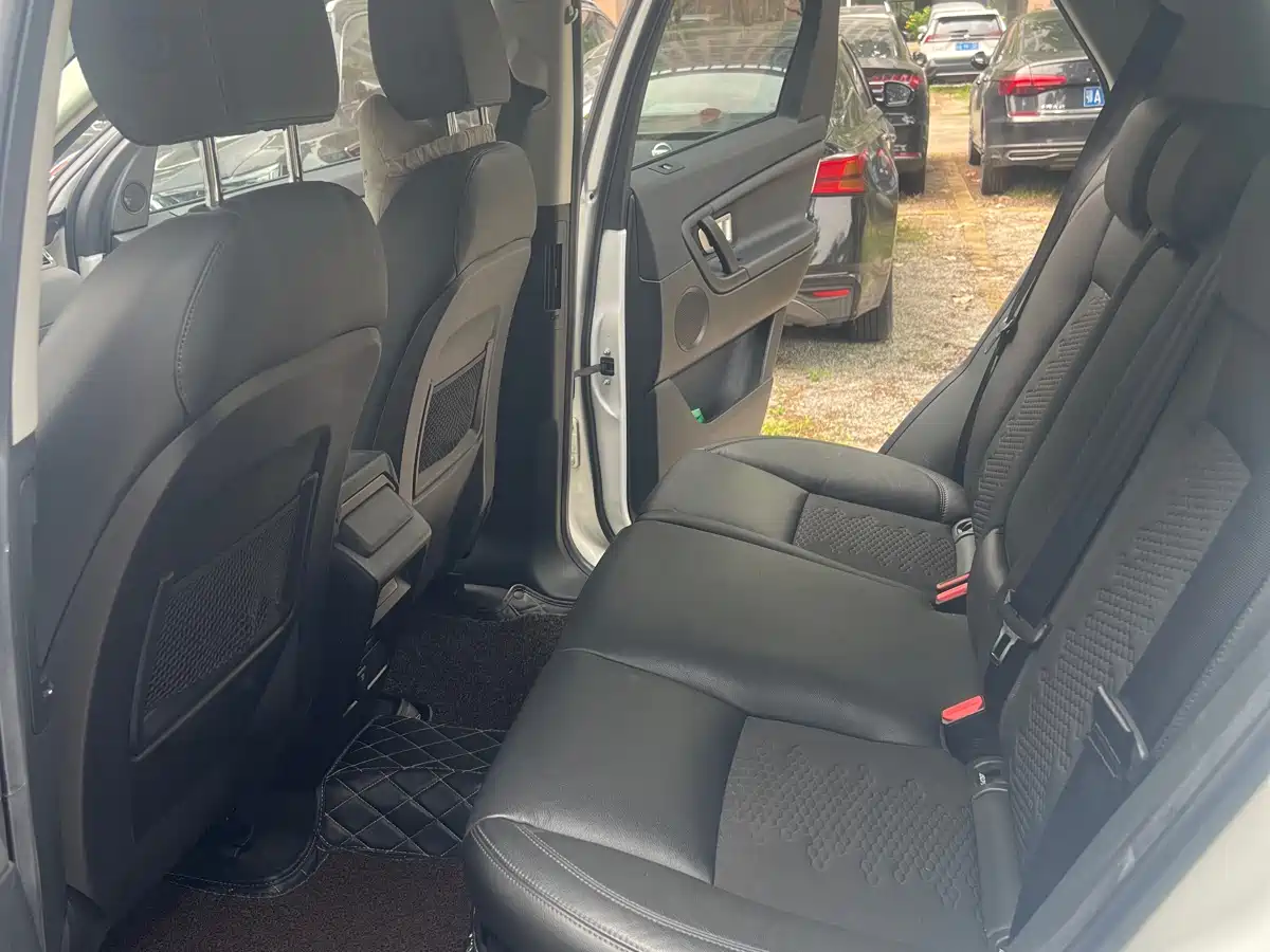 Land Rover Discovery Sport 2019 240PS PURE Edition China V фото 9
