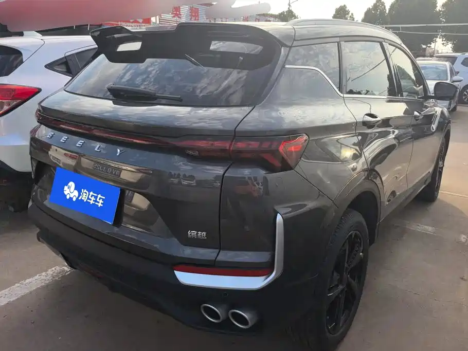 Фото 3 - Geely Coolray