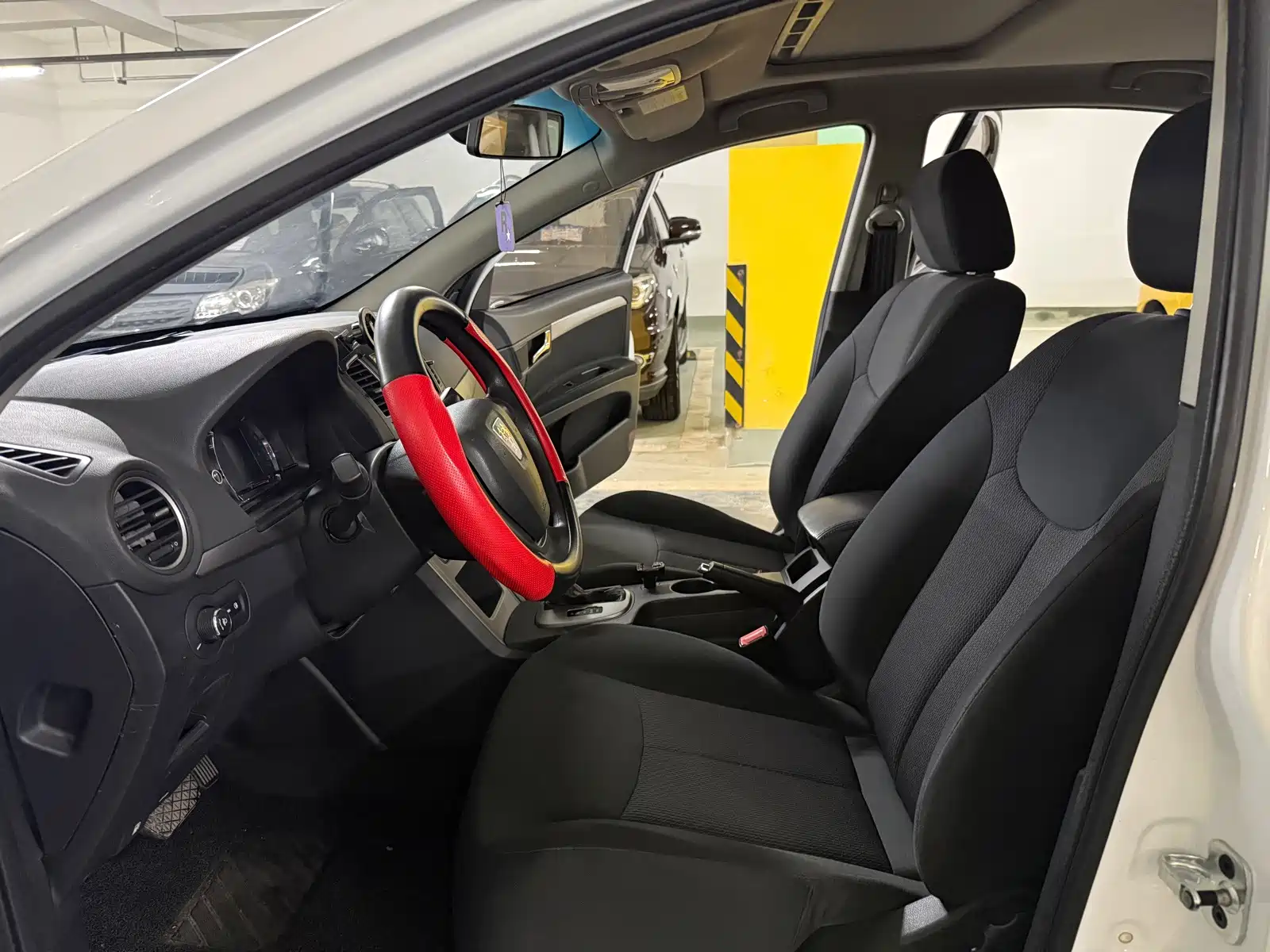 Фото 8 - Roewe 350