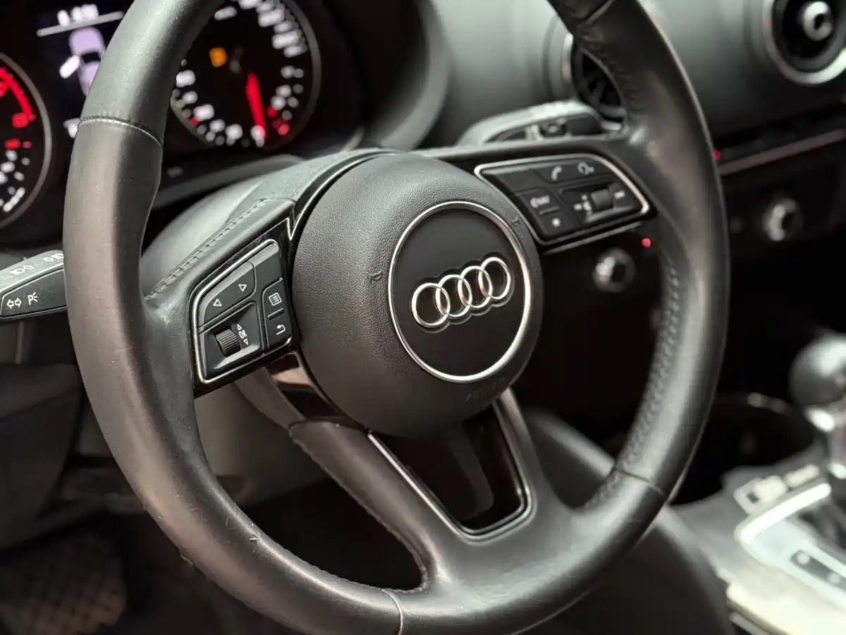 Audi A3 2019 Sportback 35 TFSI Progressive China VI фото 14