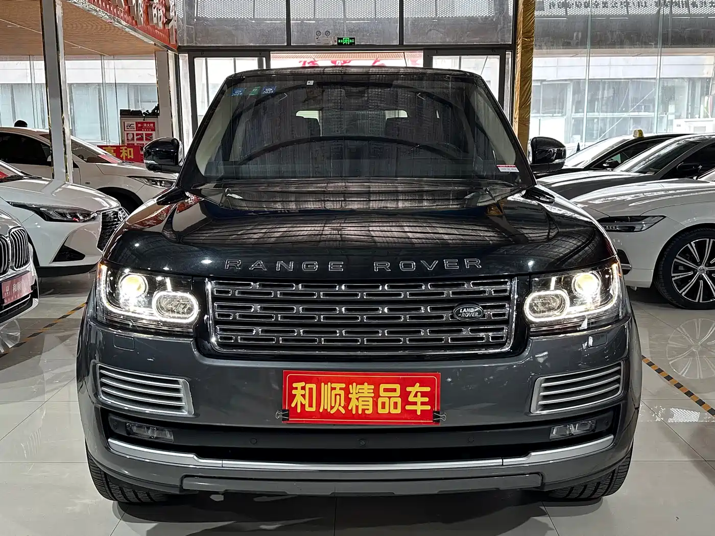Land Rover Range Rover 2017 5.0 SC V8 Summit Autobiography LWB фото 2