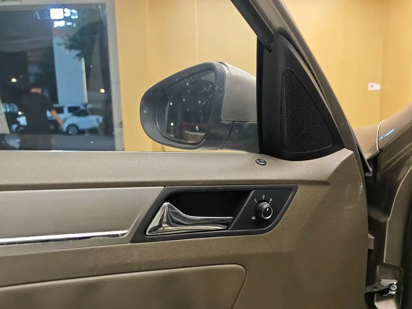 Volkswagen Bora 2014 1.6L Automatic Comfort Edition фото 8