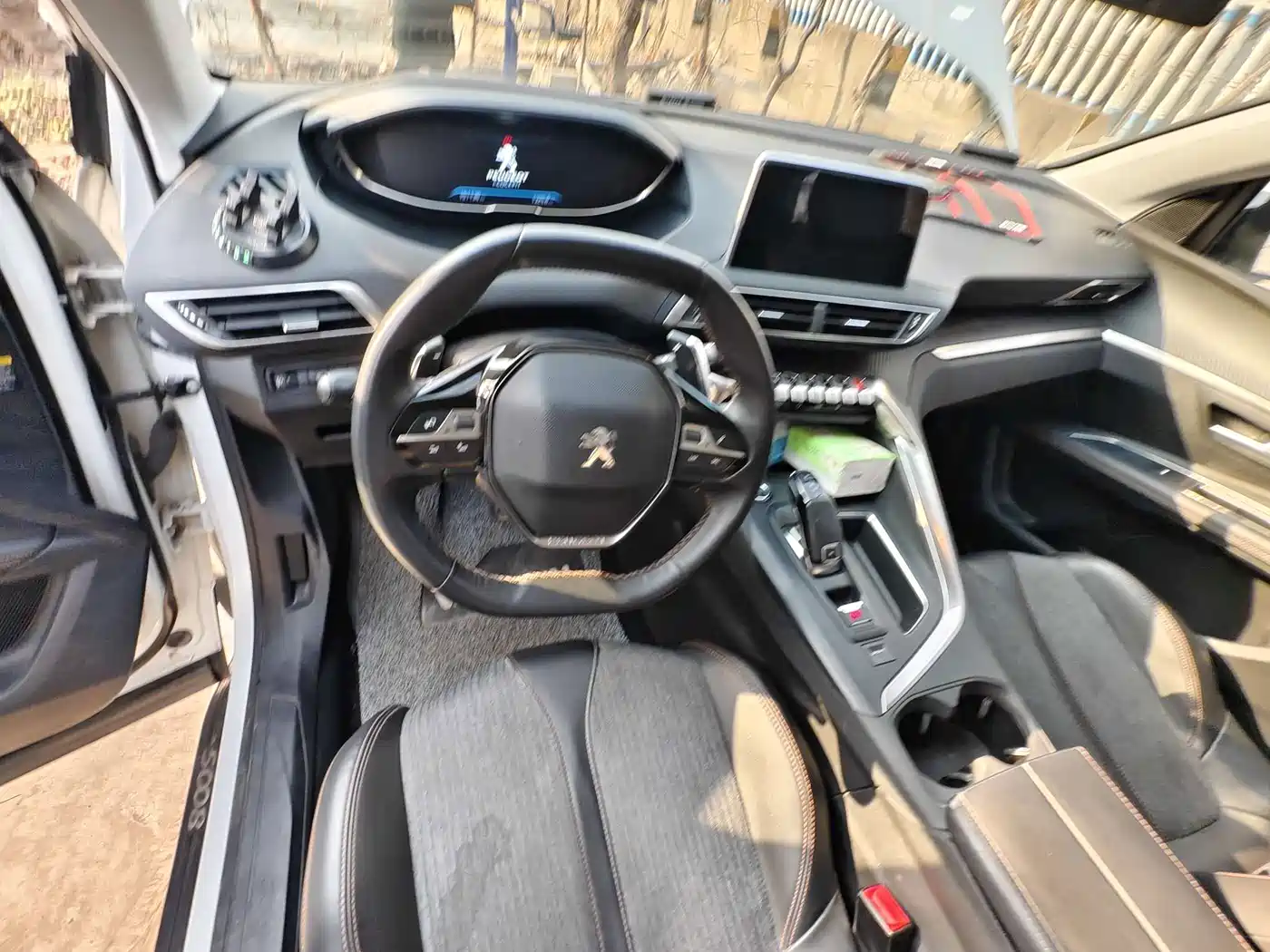 Фото 6 - Peugeot 5008
