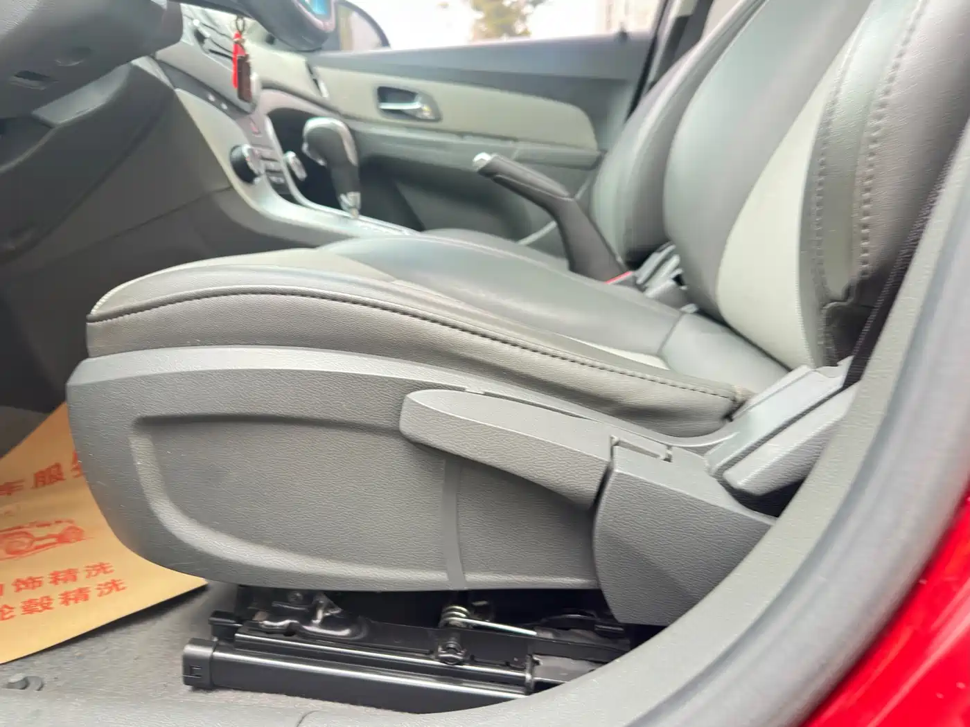 Chevrolet Cruze 2014 1.6L SL Million Commemorative Edition AT фото 18