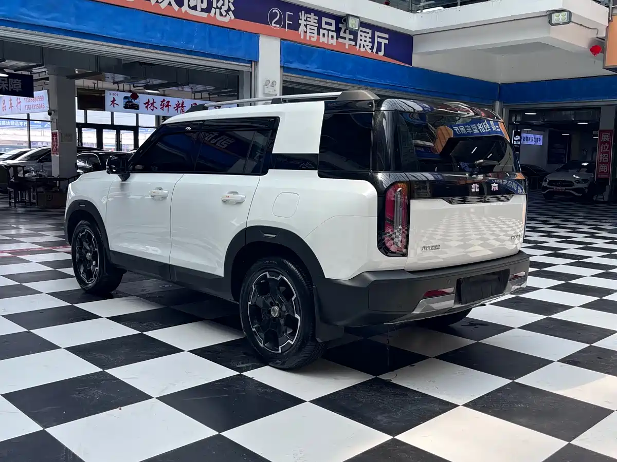 BAIC ORV Beijing Off-Road BJ30 2024 1.5T Magic Core Electric Drive Advanced Edition фото 6