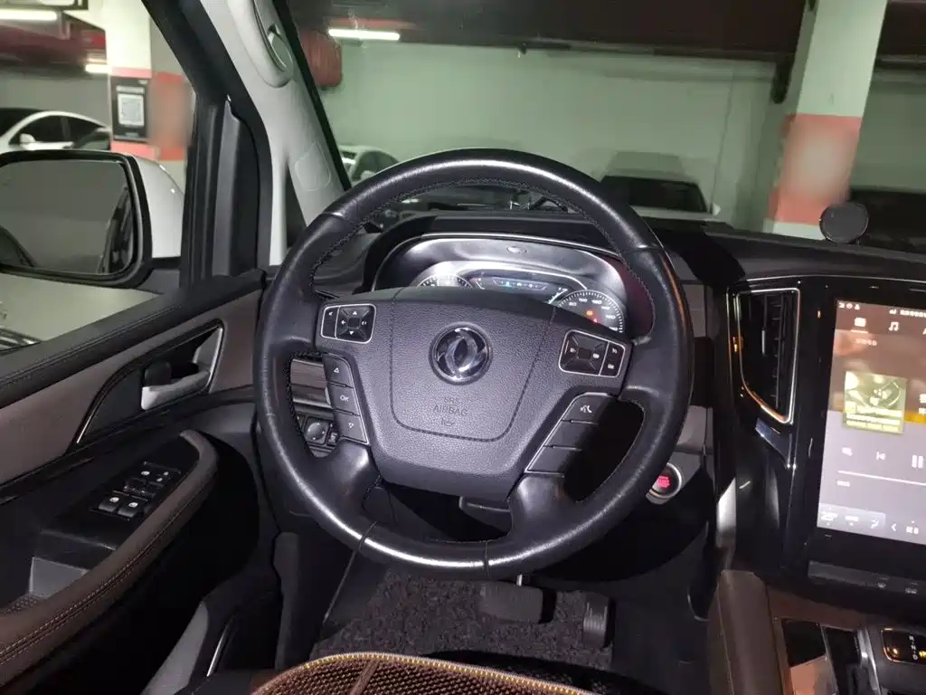 Dongfeng Fengxing Fengxing M7 2023 2022 Noble Series 2.0T Automatic Duke Edition