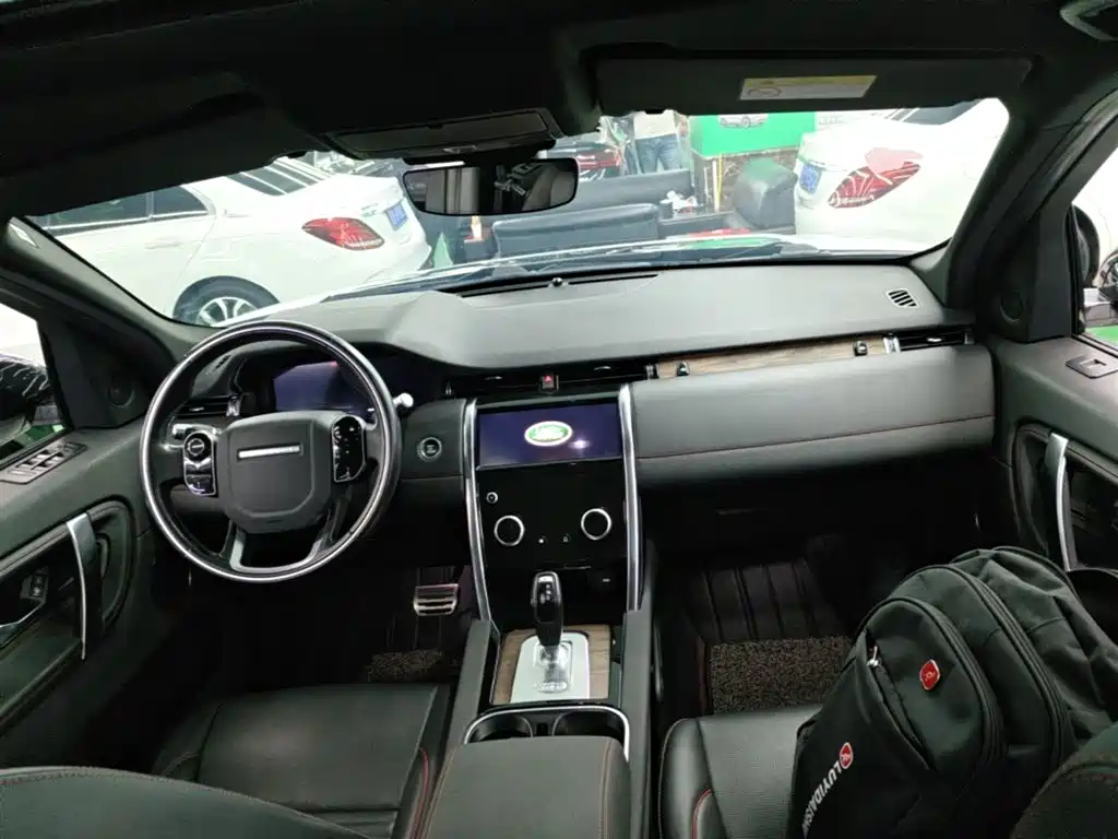 Land Rover Discovery Sport 2020 249PS R-Dynamic Performance фото 10