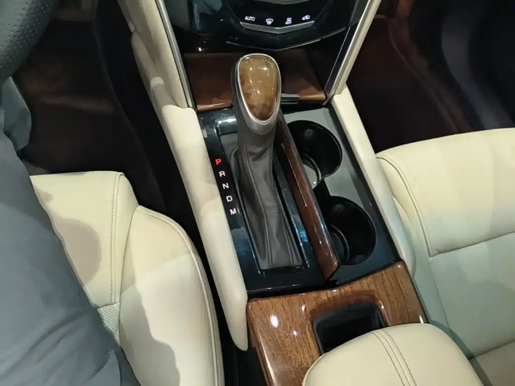 Photo 14 - Cadillac XTS
