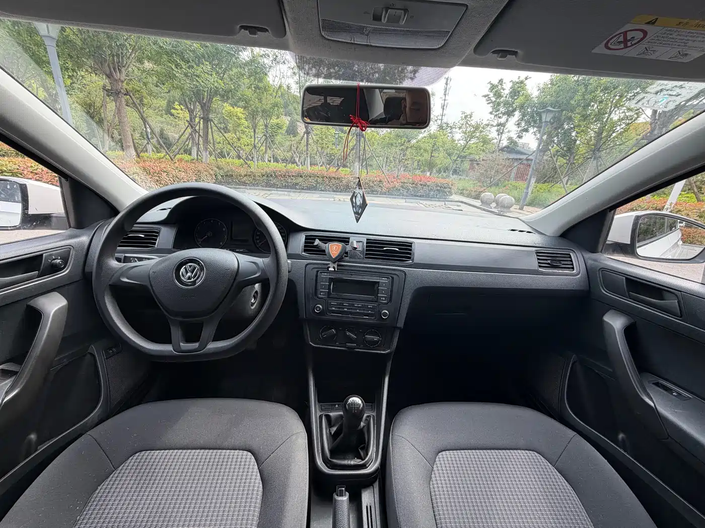 Volkswagen Santana 2018 1.5L Manual Trend Edition фото 10