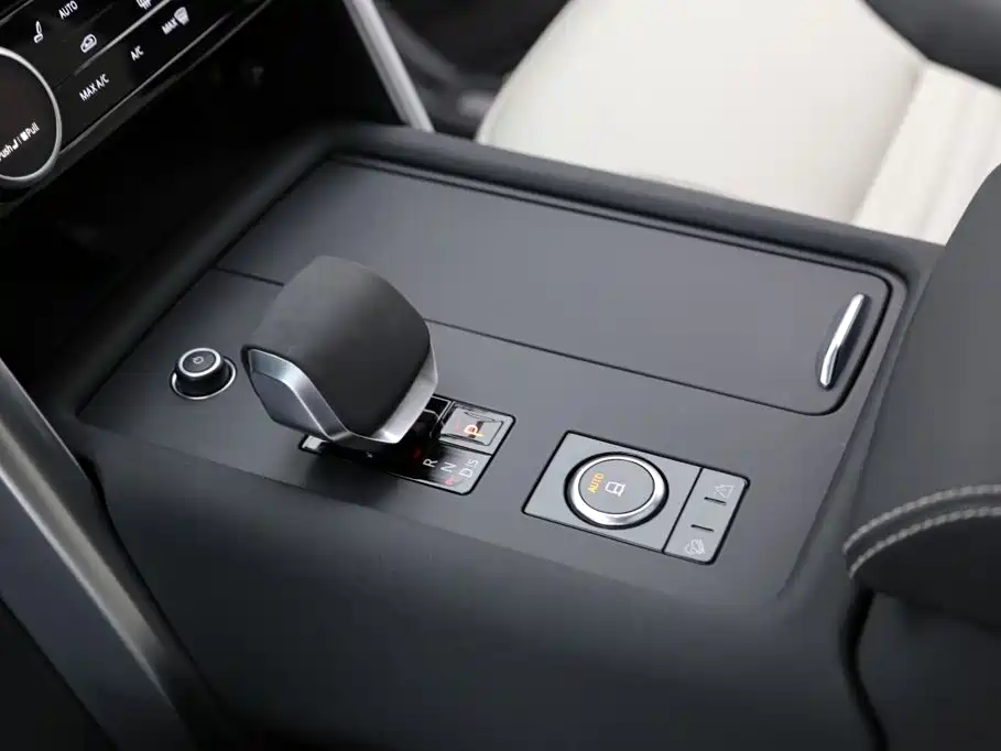 Land Rover Discovery 2024 2024 Model 360PS Dynamic HSE