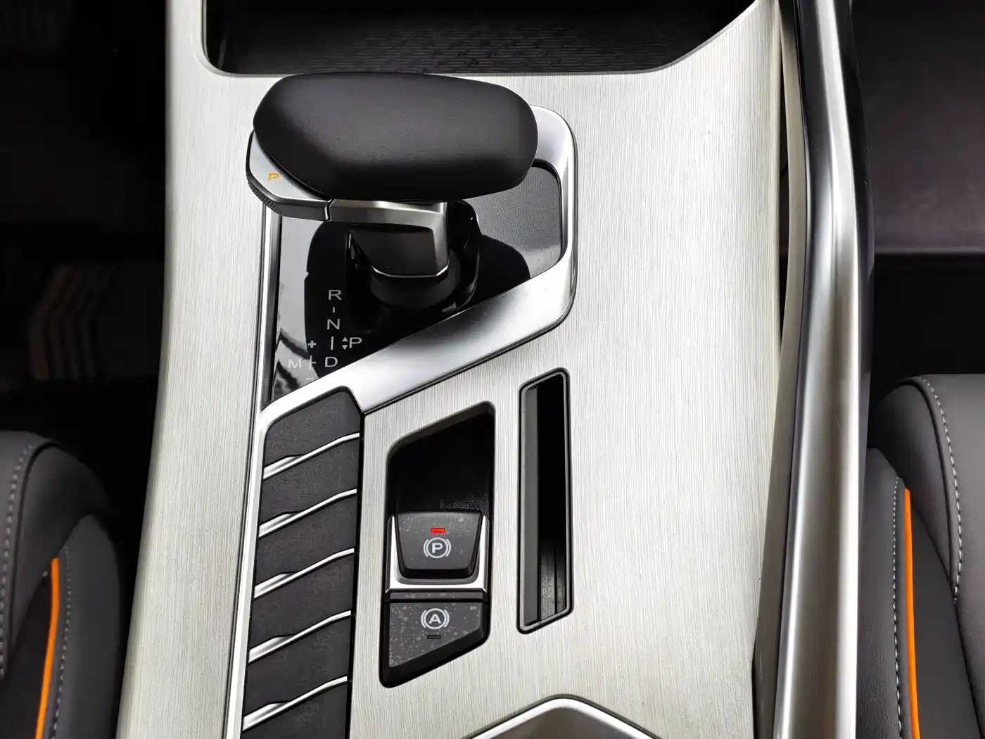 Geely Coolray 2024 2024 1.5T DCT Soaring Dragon Edition