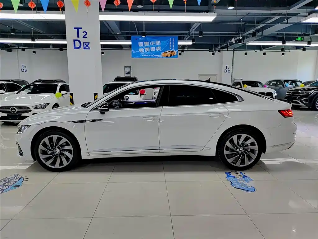 Volkswagen FAW-Volkswagen CC 2024 380TSI Eye-catching Edition фото 3