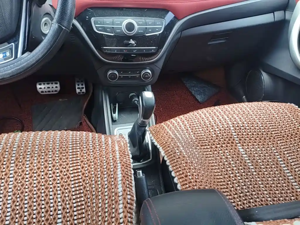 Haval H1 2016 2016 Blue Label 1.5L AMT Luxury
