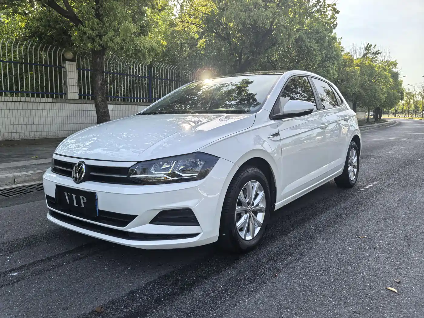Volkswagen Polo 2019 Plus 1.5L Automatic Colorful Tech Edition