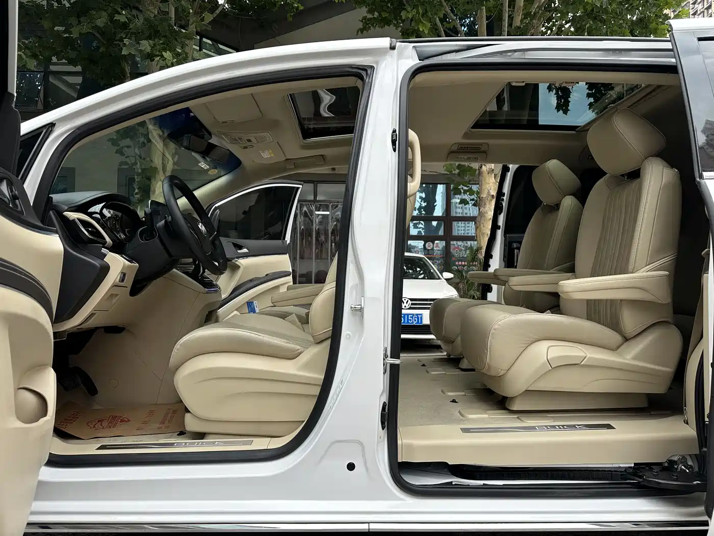 BUICK GL8