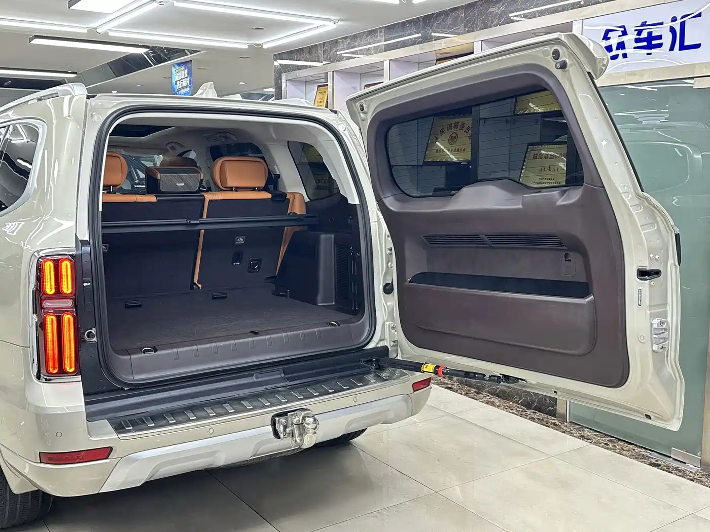 Tank 500 2023 2022 3.0T Business Edition Zaojing 5-Seater