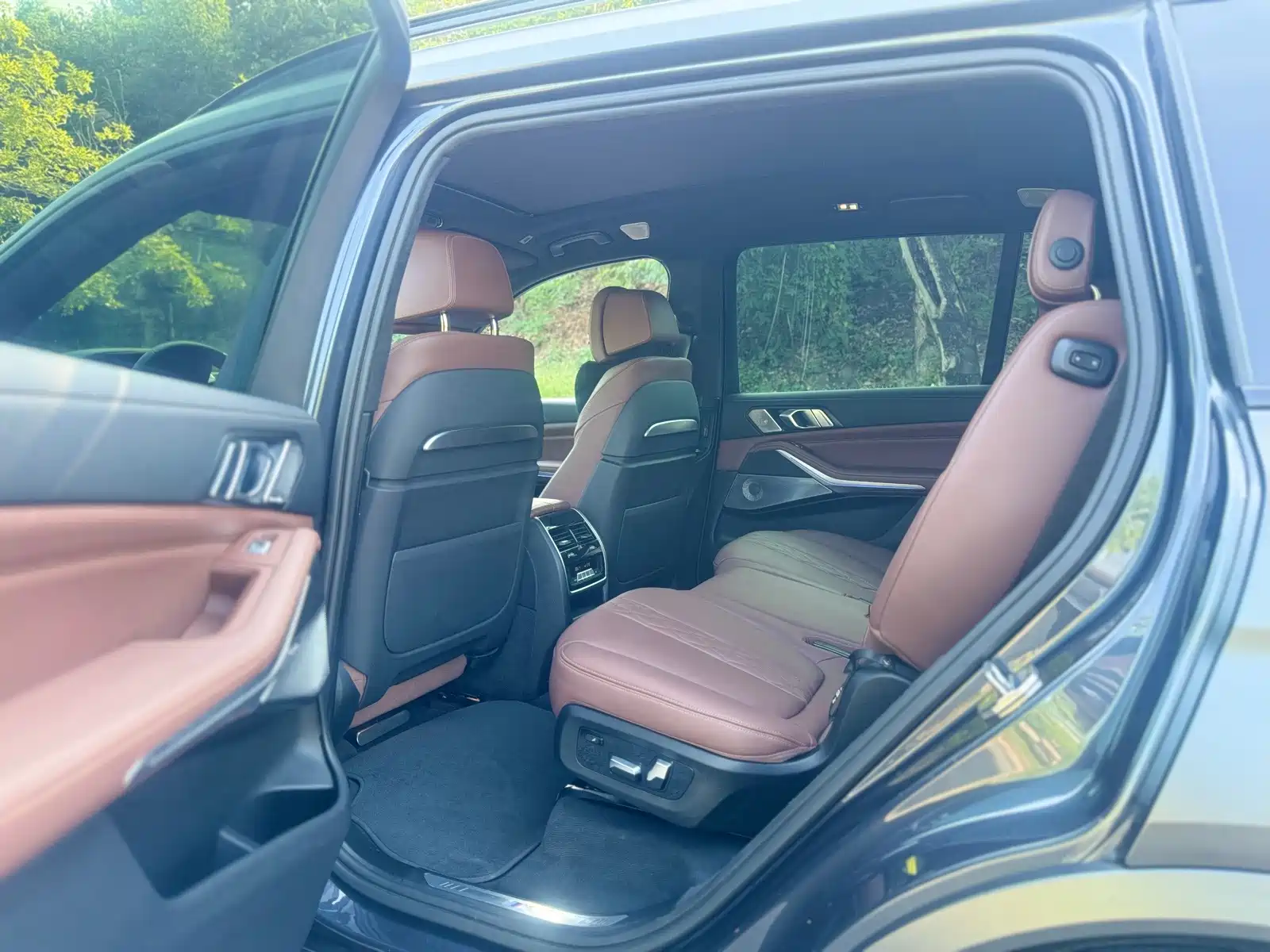 Фото 8 - BMW X7