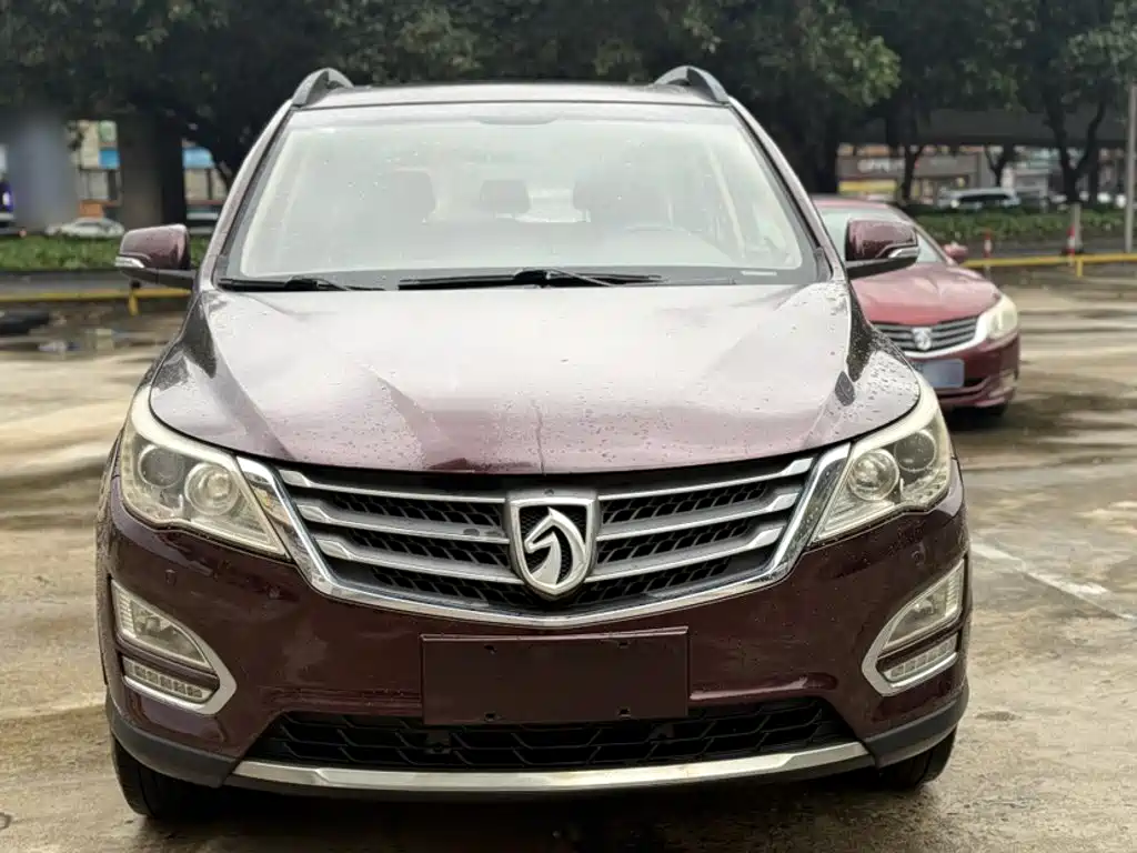 Baojun 560 2016 2015 1.8L Manual Luxury