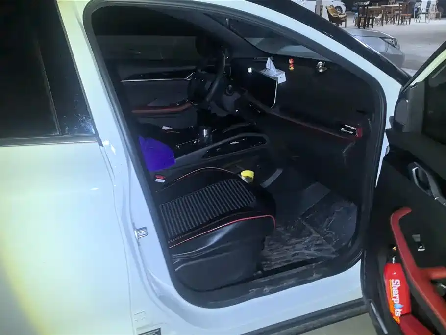 GEELY AUTOMOBILE BINYUE