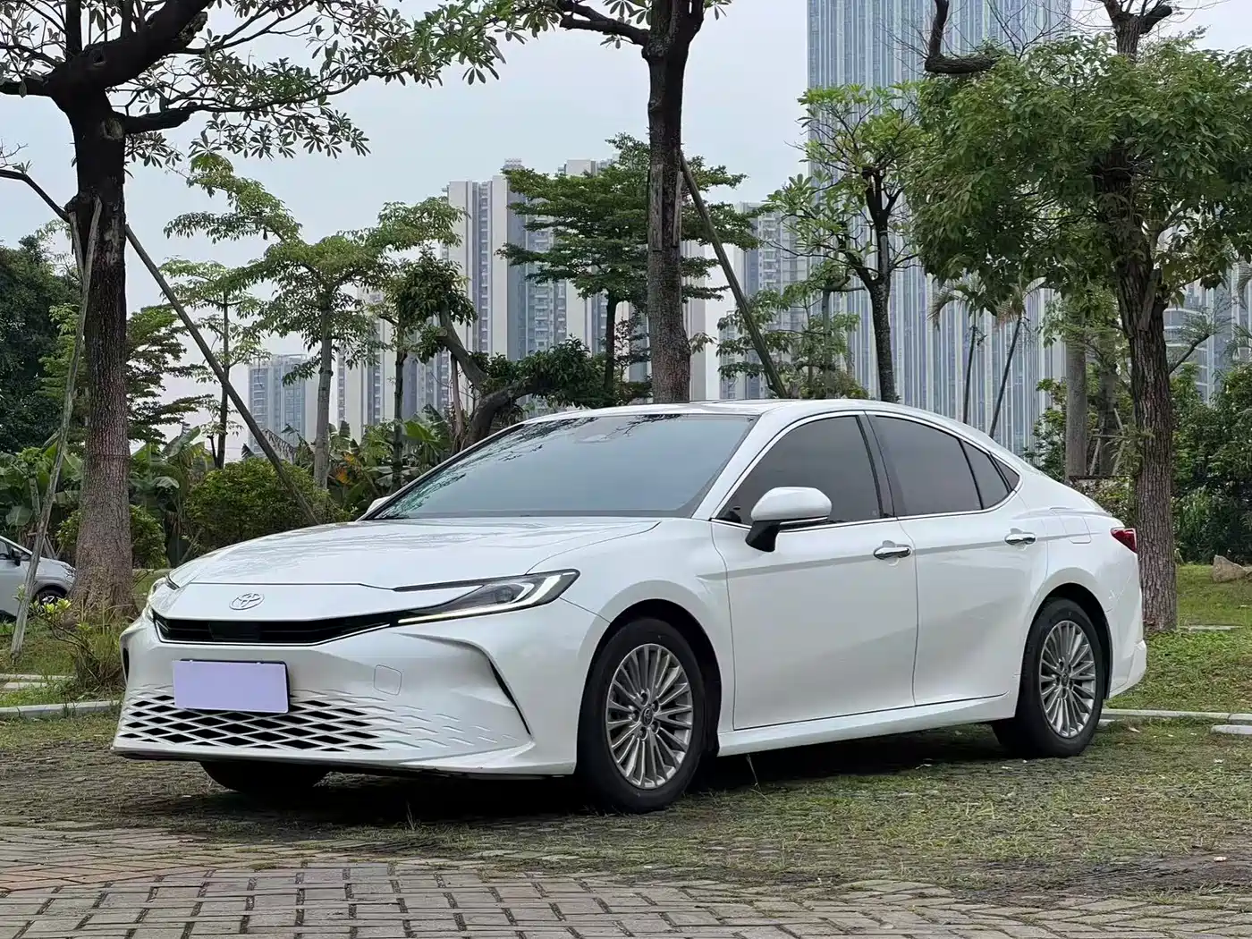 Toyota Camry 2024 2.0GVP Luxury Edition