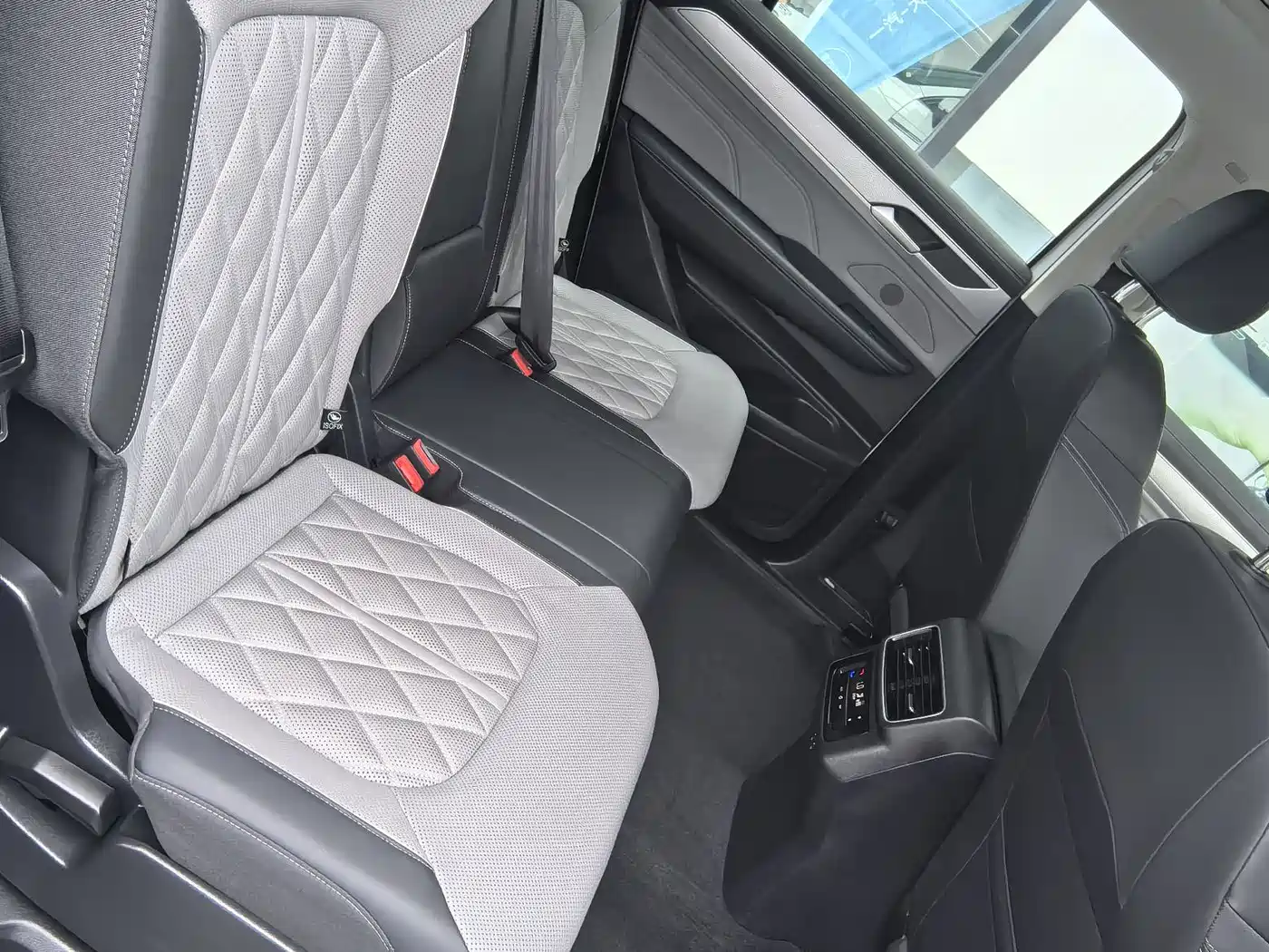 Volkswagen Talagon 2023 380TSI 4WD R-Line Touring Edition фото 5