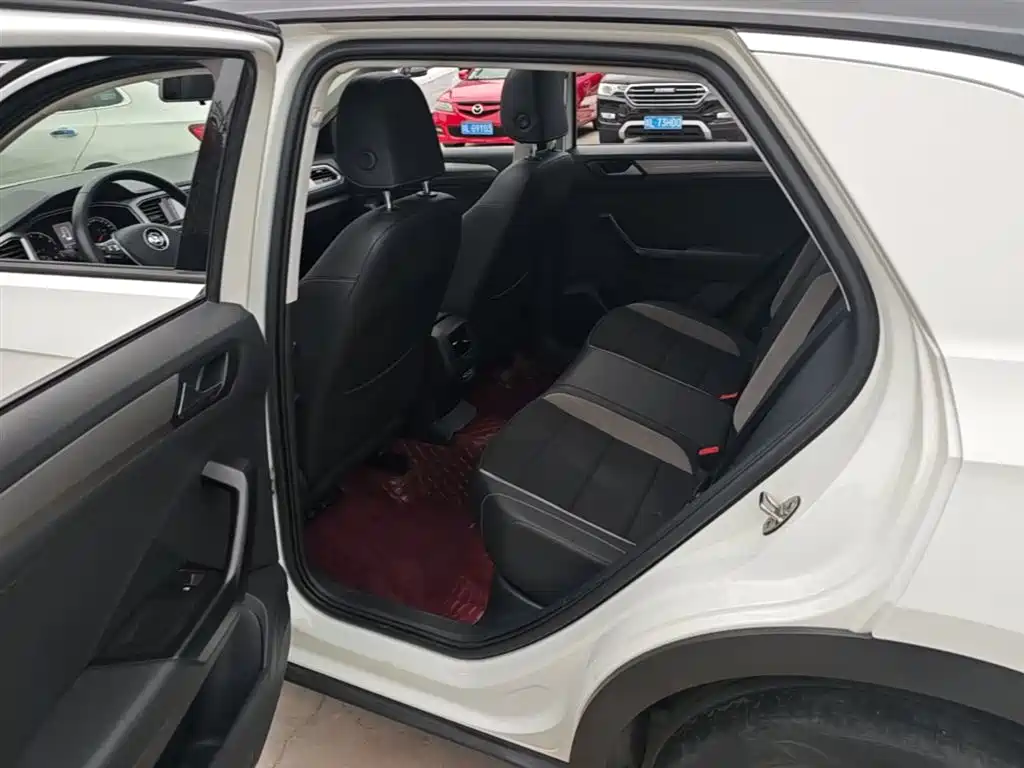 Volkswagen T-ROC 2018 230TSI DSG 2WD Progressive China VI фото 17