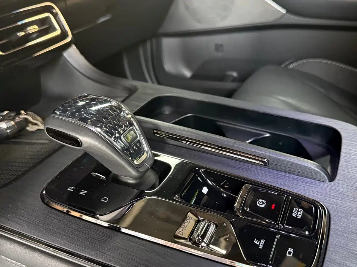 Фото 22 - GAC Trumpchi Trumpchi ES9