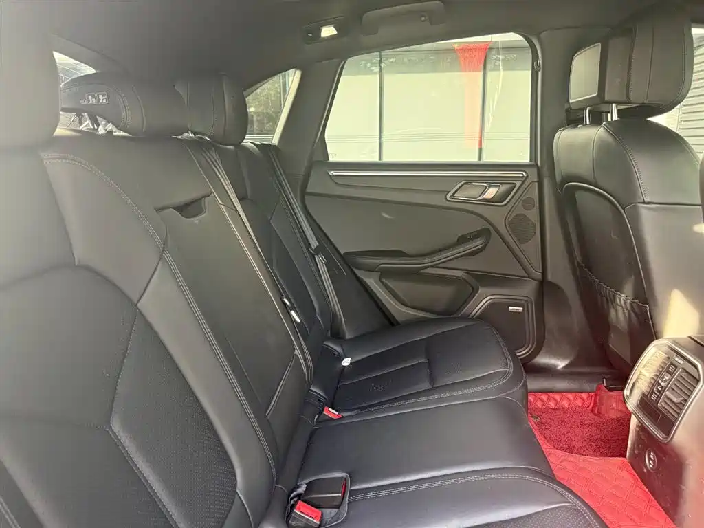Porsche Macan 2024 Macan 2.0T фото 12