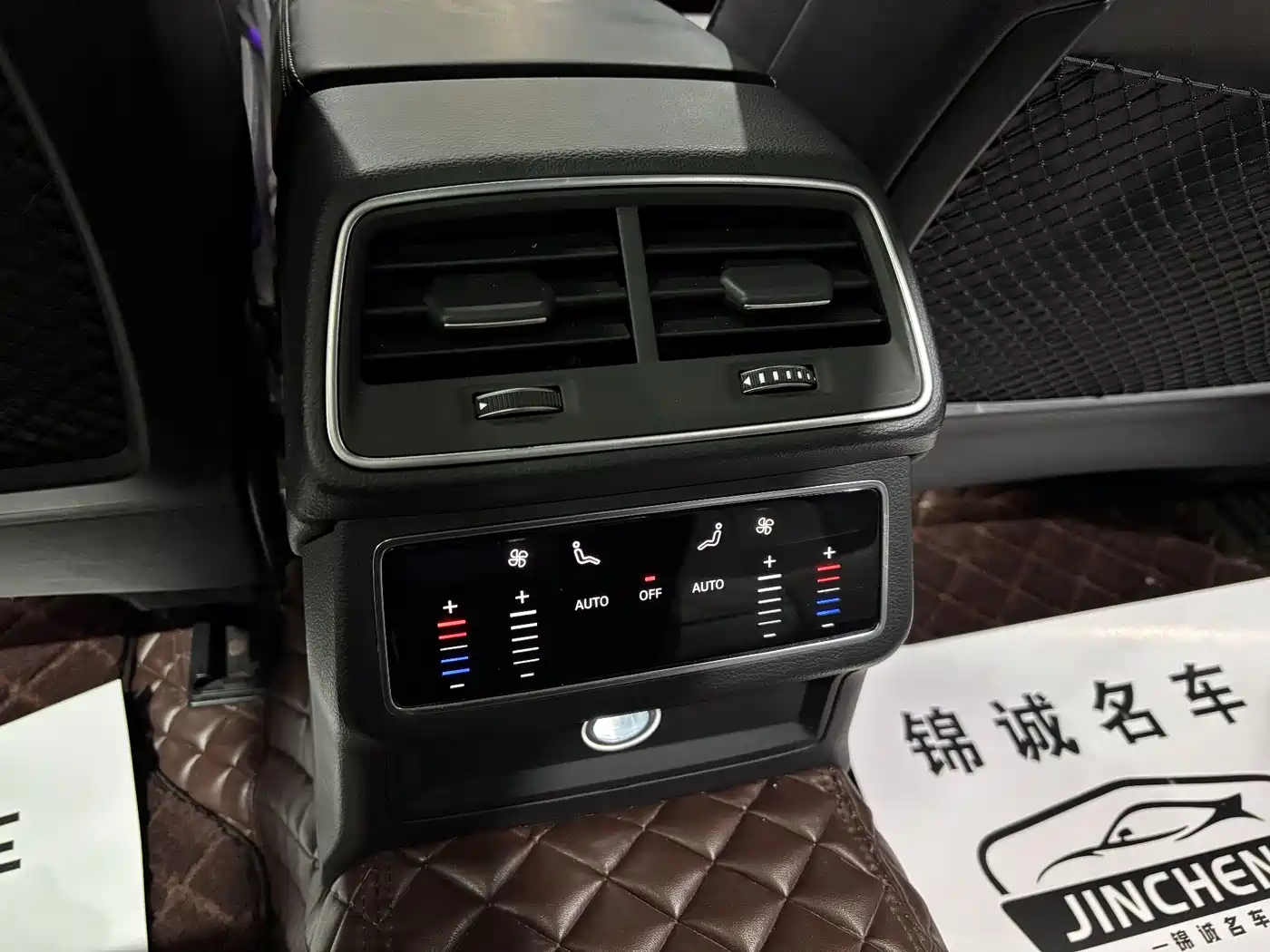 Audi A6L 2021 45 TFSI Exclusive Sport фото 16
