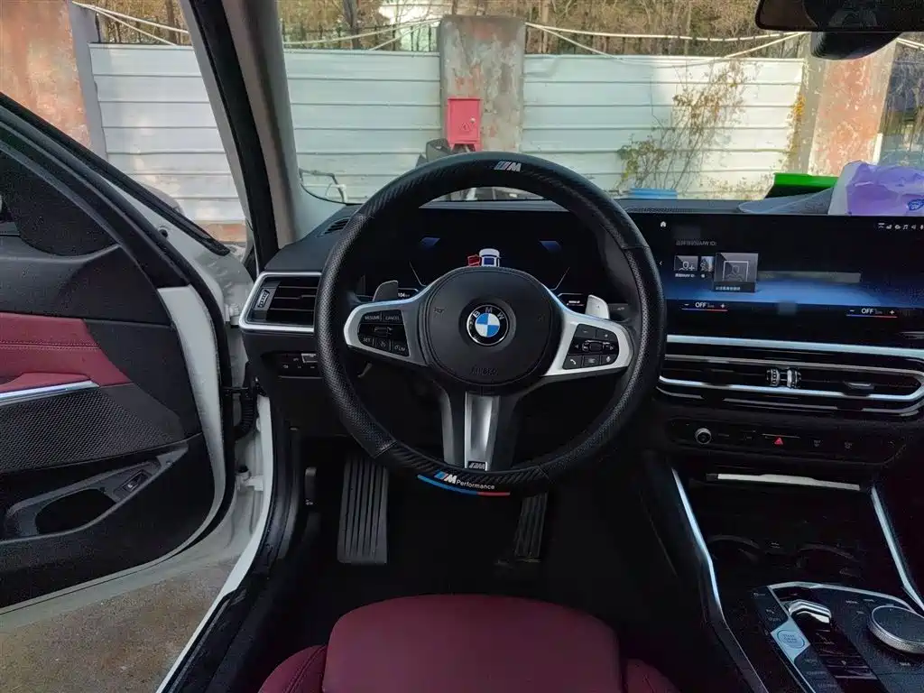 BMW 3 Series 2023 325Li M Sport Package фото 8