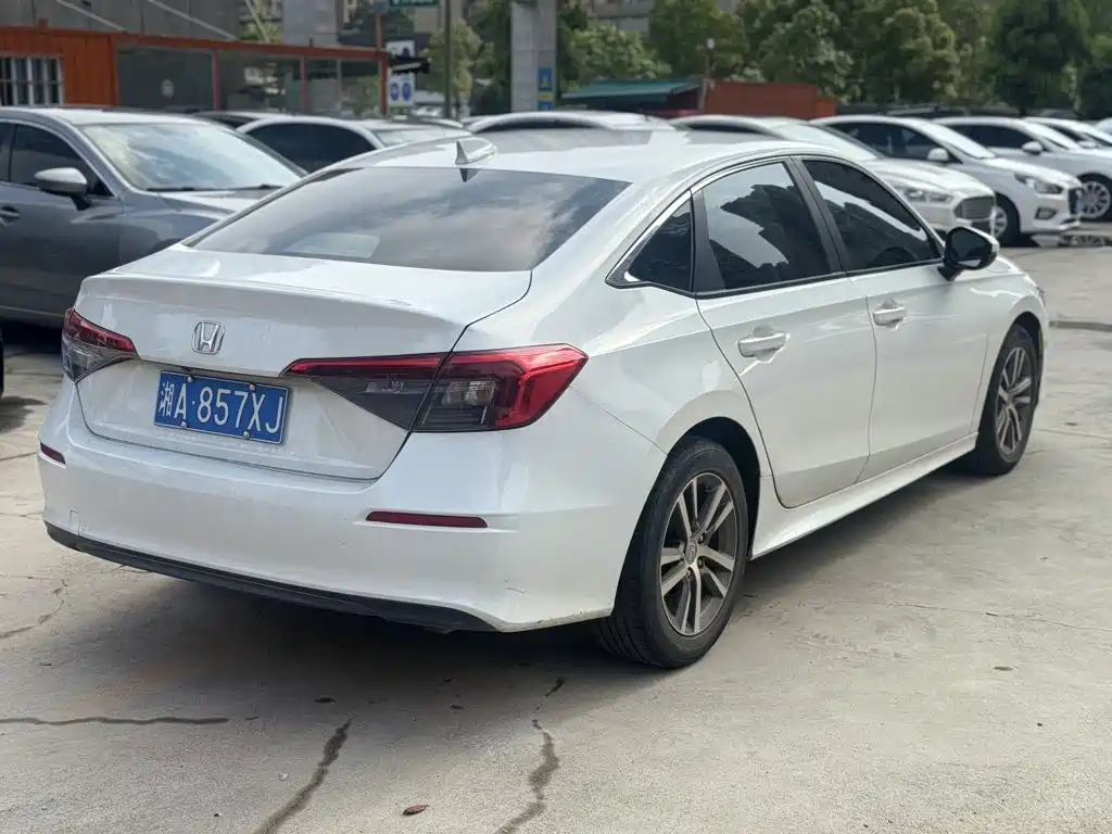 Фото 5 - Honda Civic