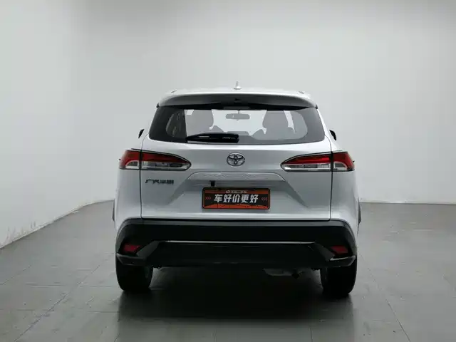 Toyota Frontlander 2023 2.0L CVT Elite Edition — фото 4
