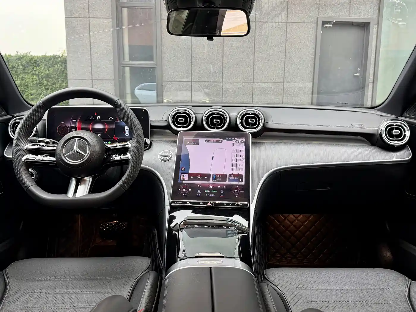 Mercedes-Benz C-Class 2023 C 260 L Sport фото 3