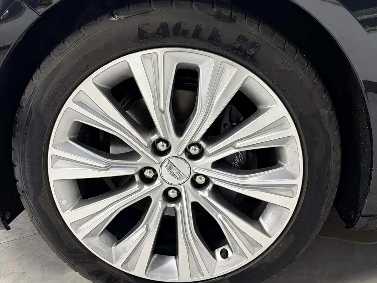 Cadillac CT6 2024 2023 28T Premium Model