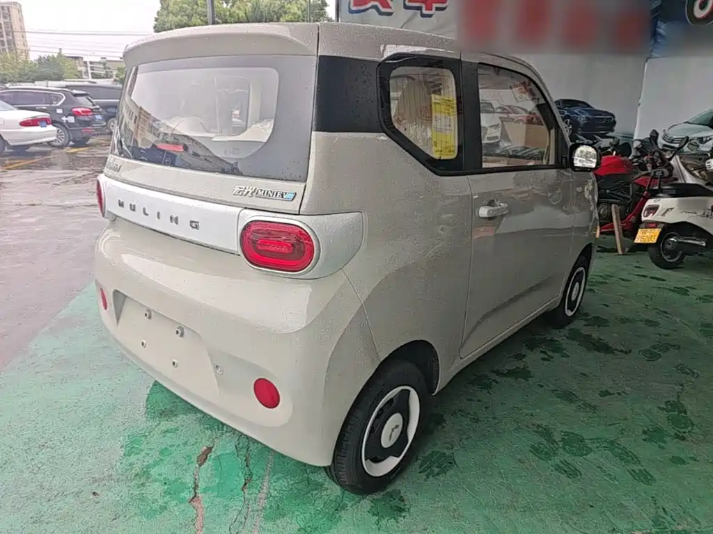 Wuling Motors Hongguang MINIEV 2026 2024 3rd Generation 215km Youth Edition