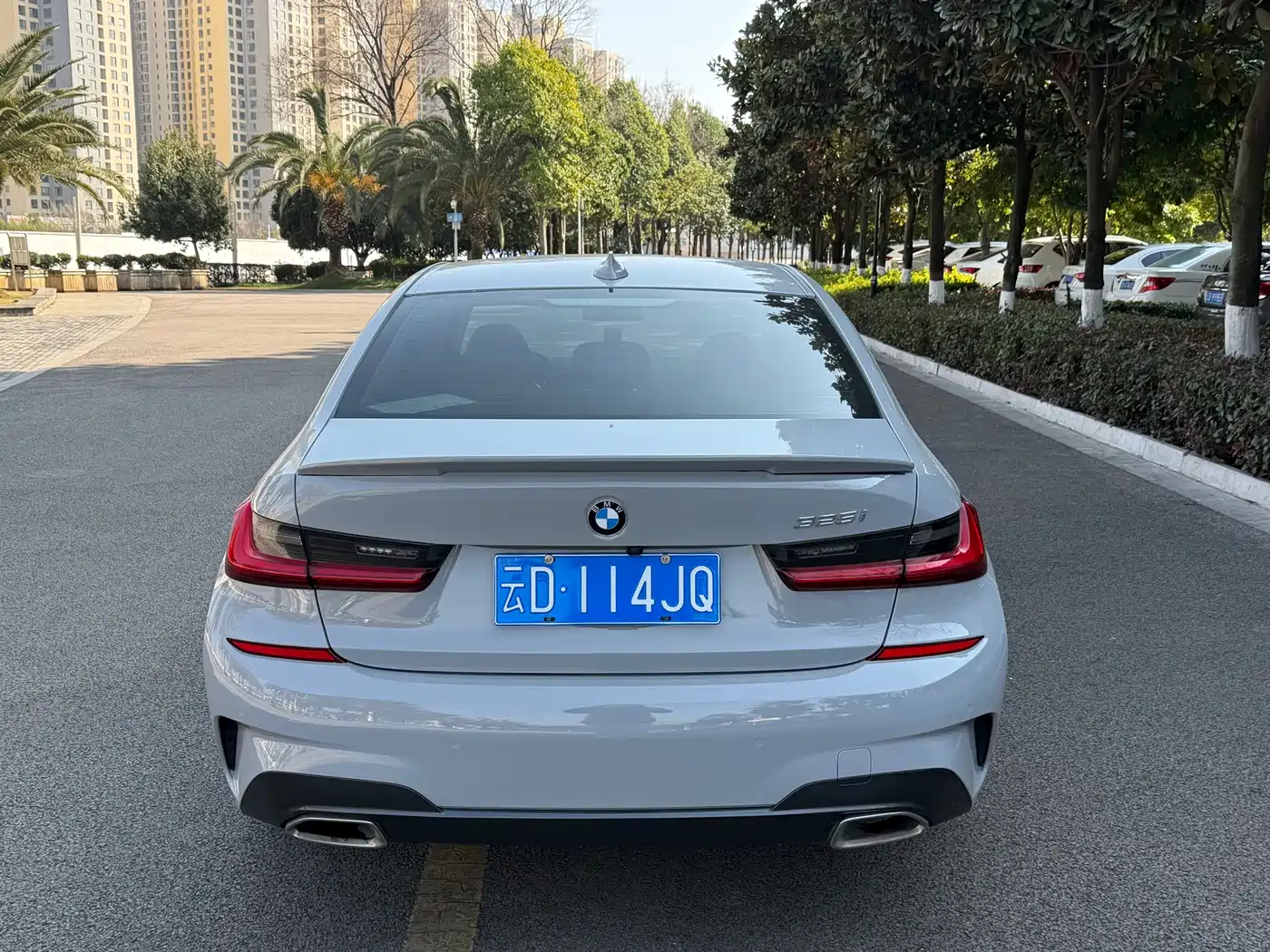 BMW 3 Series 2021 325i M Sport Night Edition фото 5