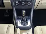 Фото 13 - Volkswagen Golf