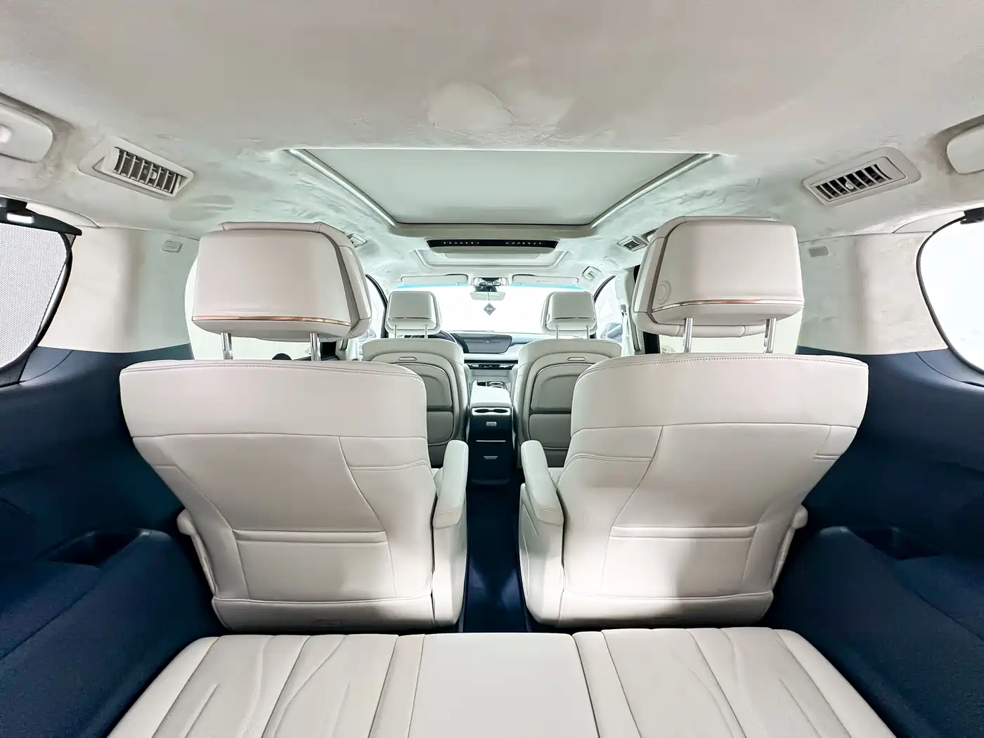 Buick GL8 New Energy 2024 Landglory Luxury Edition 7-Seater фото 12