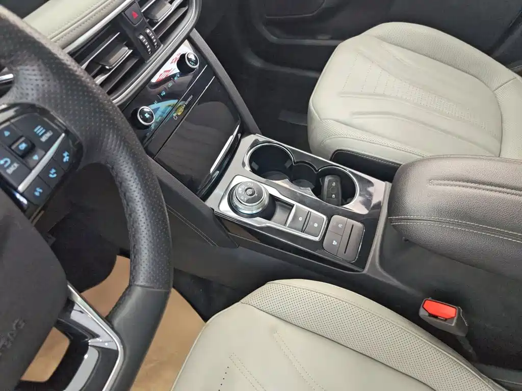 Ford Escape 2023 2020 EcoBoost 245 2WD Premium Edition