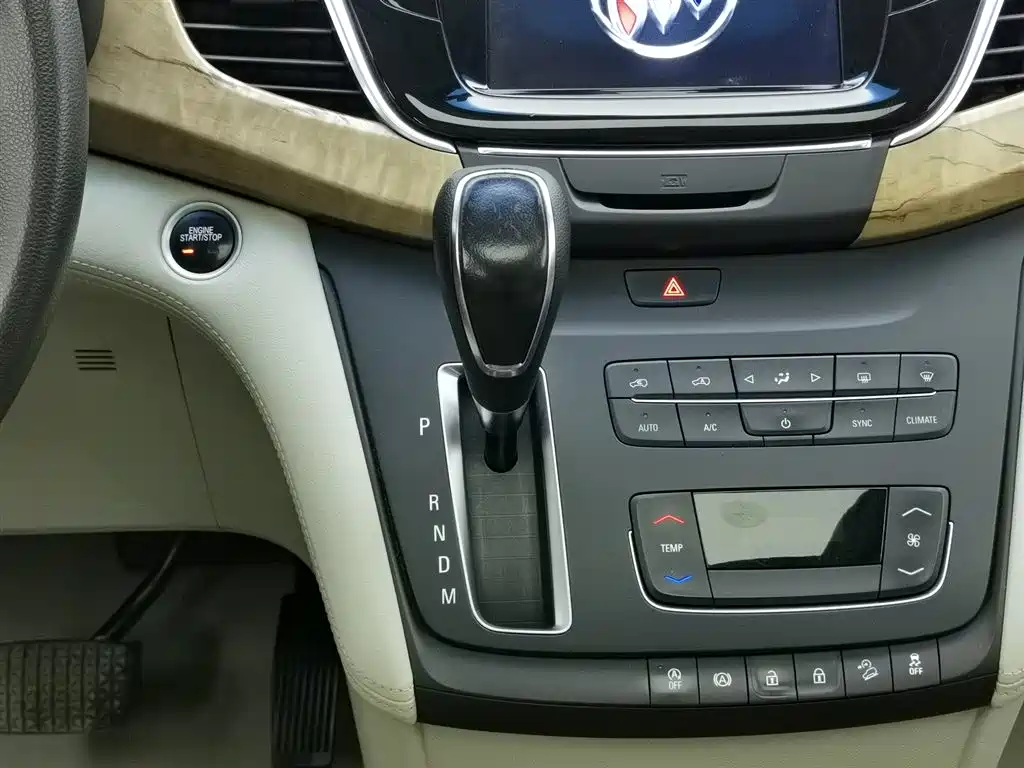 Buick GL8 2018 ES 28T Comfort Type China VI фото 13