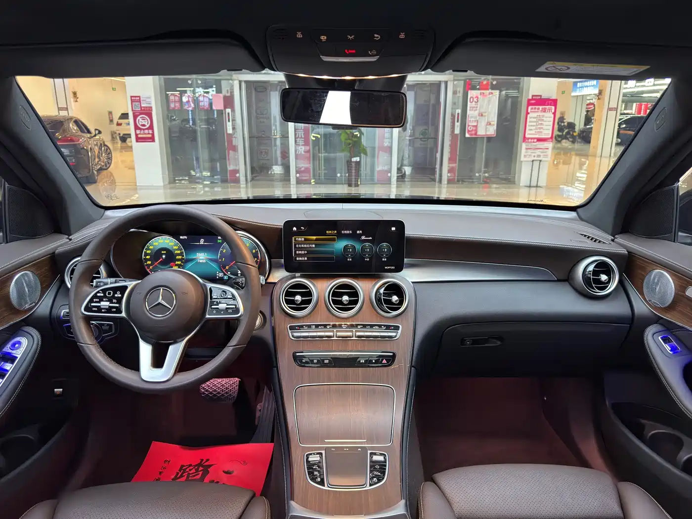 Mercedes-Benz GLC 2020 Facelift GLC 300 L 4MATIC Luxury фото 8