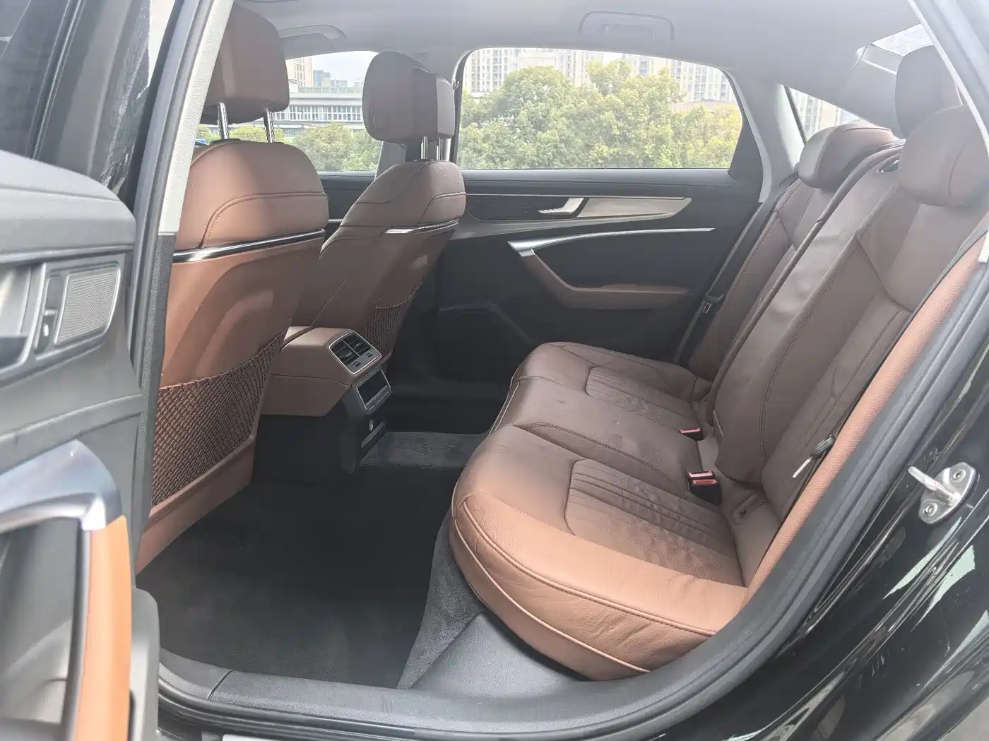 Audi A6L 2021 40 TFSI Luxury Elegance фото 12
