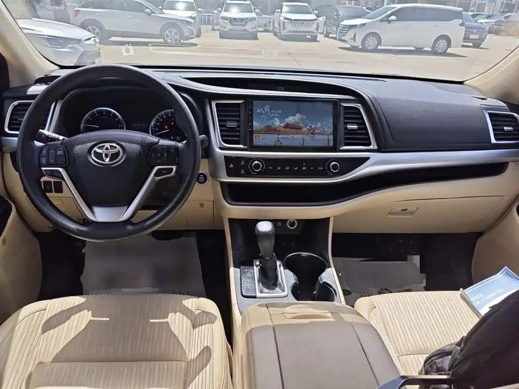 Toyota Highlander 2018 2.0T 4WD Elite 7-seater (China V) фото 10