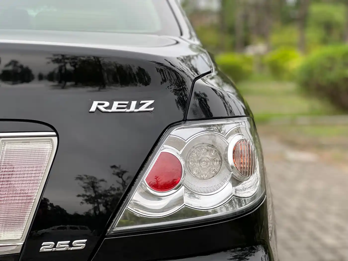 Toyota Reiz 2007 2.5S Sunroof Edition фото 16