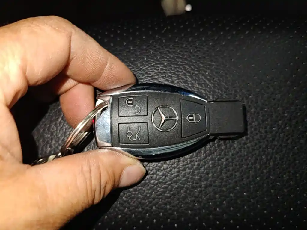 Фото 9 - Mercedes-Benz C-Class