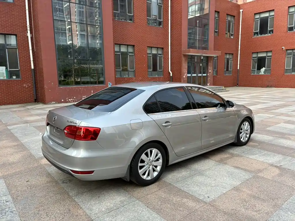 Photo 20 - Volkswagen Sagitar