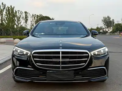 Mercedes-Benz S