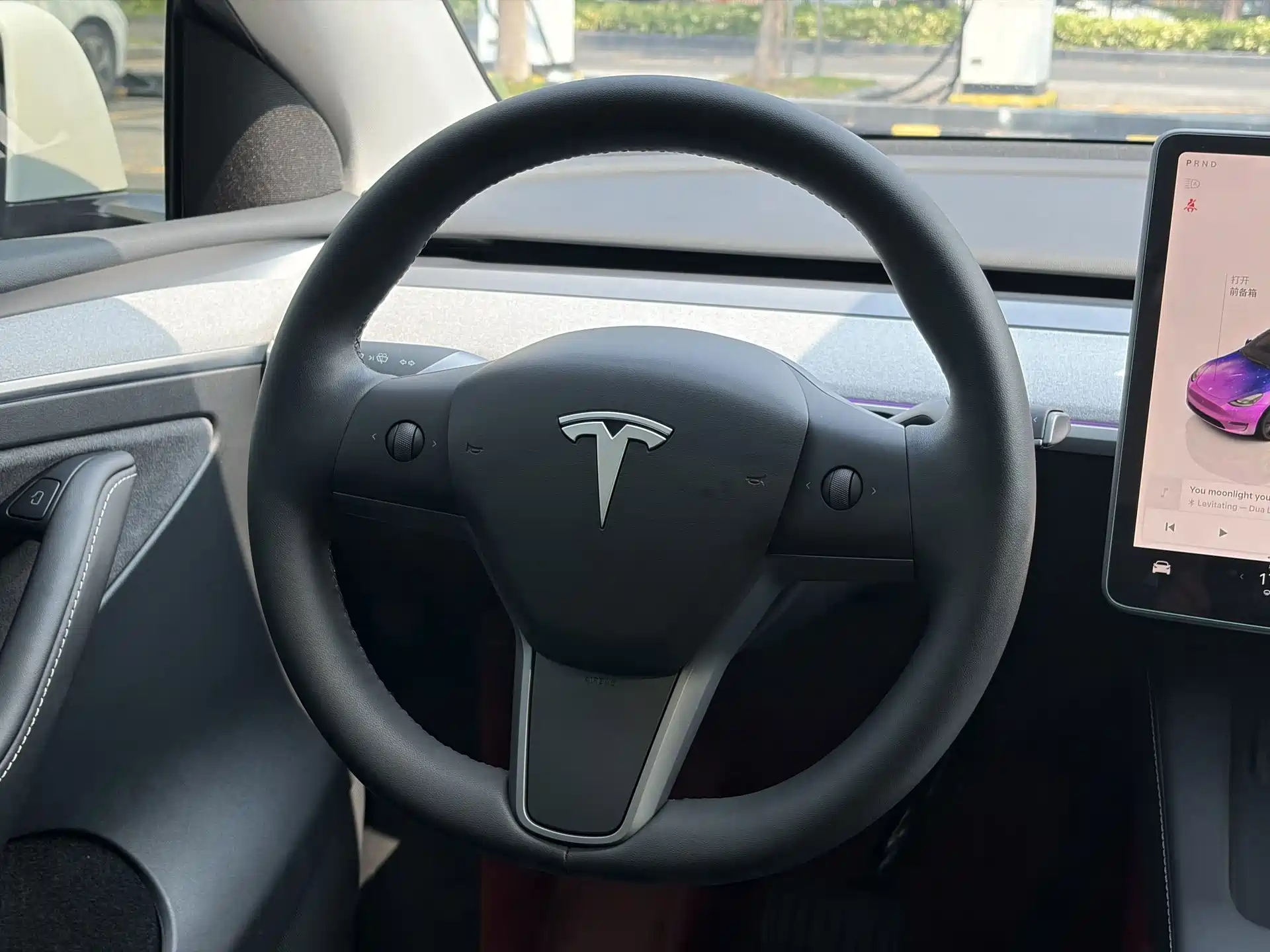 Фото 22 - Tesla Model Y
